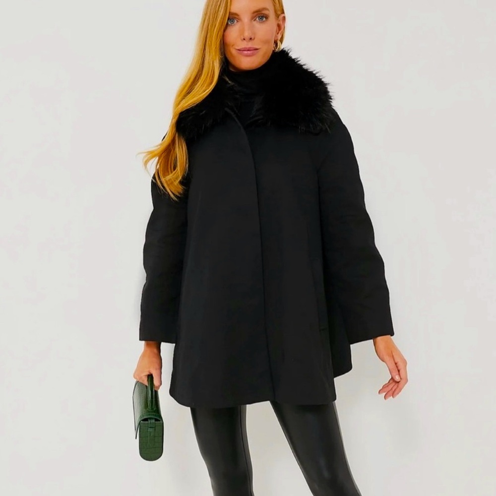 NWOT Tuckernuck-Fur Collar Cecile Swing Cape XS/S